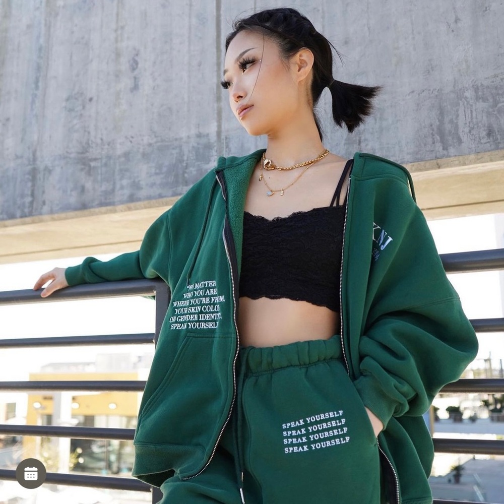 bts private paradise green knj zip hoodie small